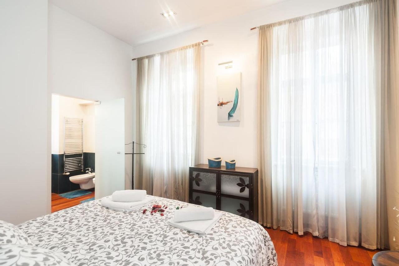 Apartment ★5 Star Living-amazing 2bed|2bath Apt-old Town Sq *